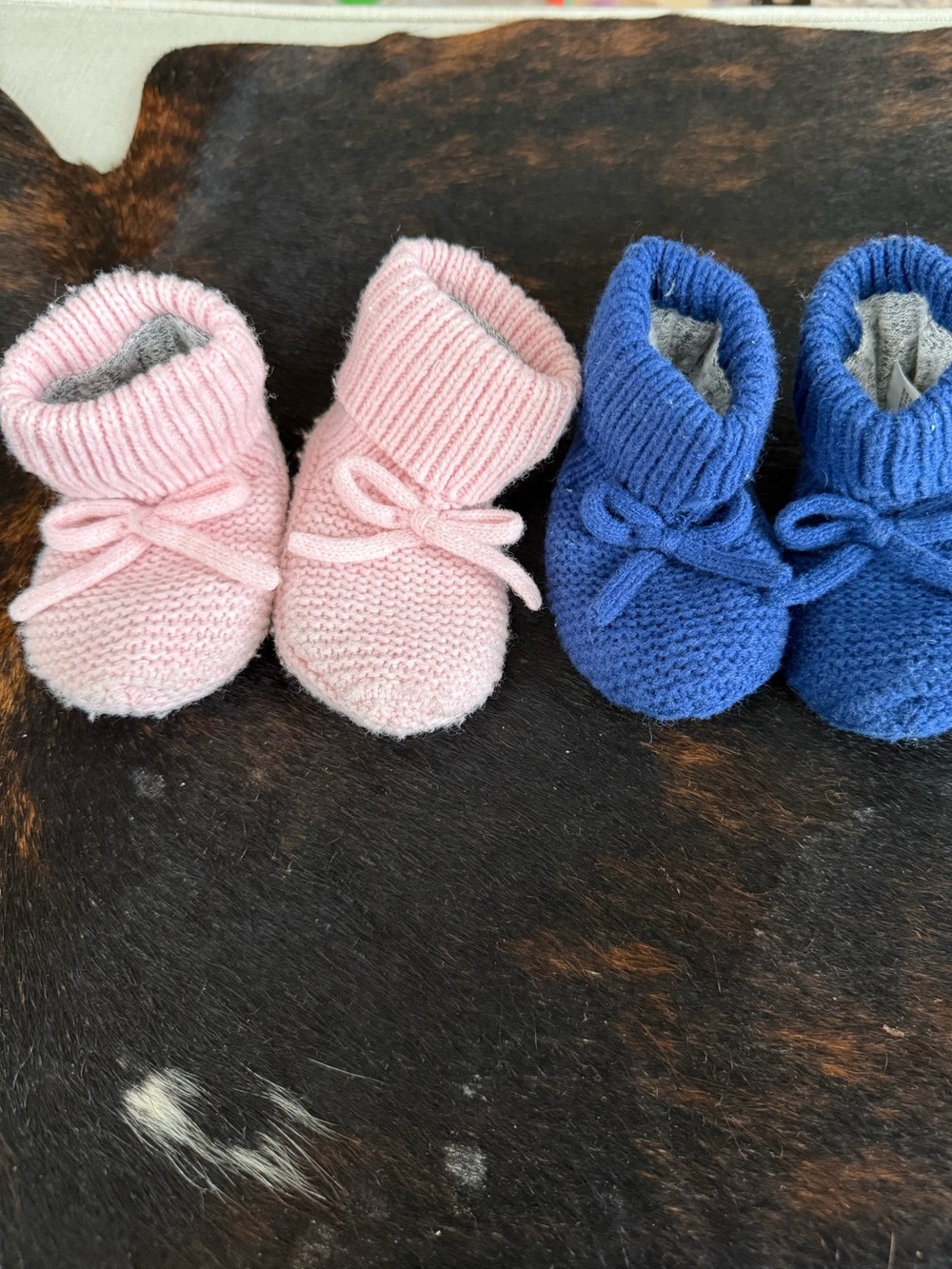 Bombas Knit Baby Booties - Pink and Blue